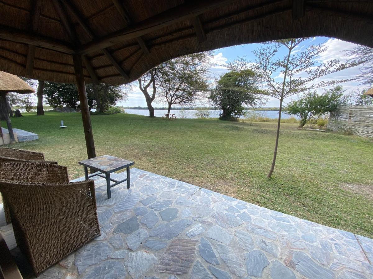 Big 5 Toro Lodge Kasane Exterior photo